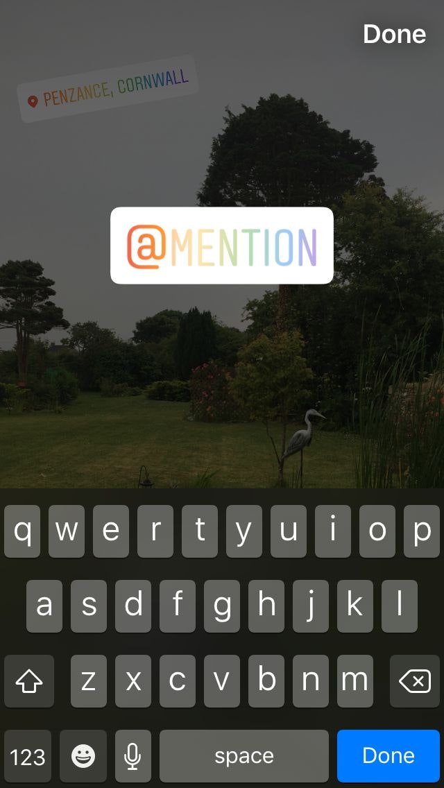 Instagram故事中提到贴纸